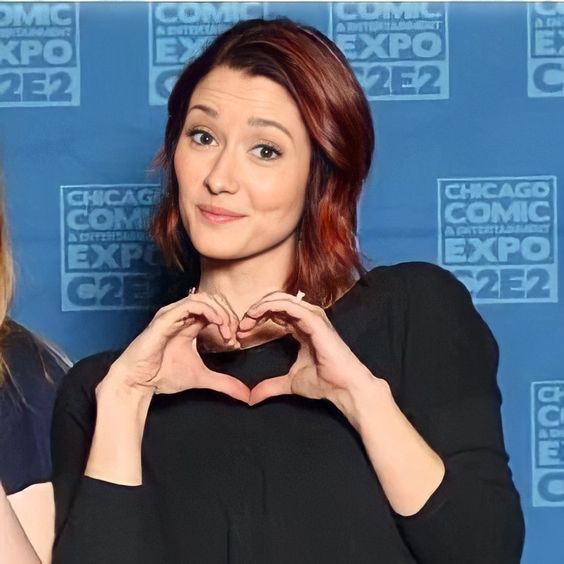 chyler-leigh