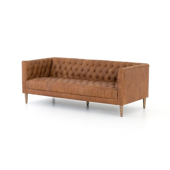 Không gian thoáng đãng cùng bộ sofa da thật phòng khách