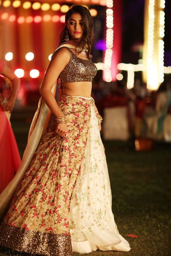 Pooja Hegde Duvvada Jagannadham Movie Hot Stills