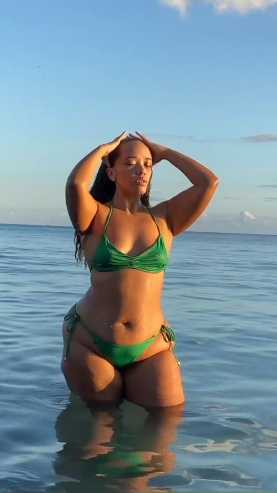 @fathalleberry on instagram π¦ #bodypositive #selflove #beauty
