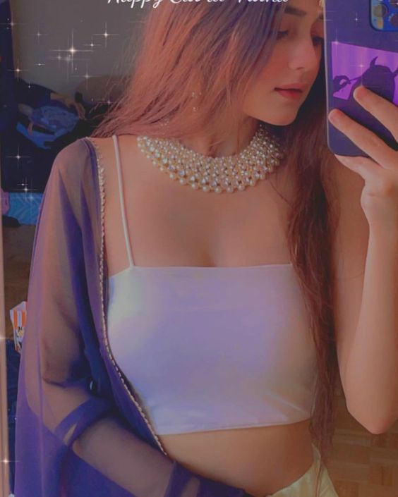 neha-jethwani-hot