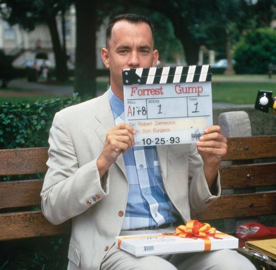 ¿Cómo escribir guiones de cine? El manual de Robert Mckee es el responsable de que se hayan llevado al cine películas como El hombre elefante o Forrest Gump