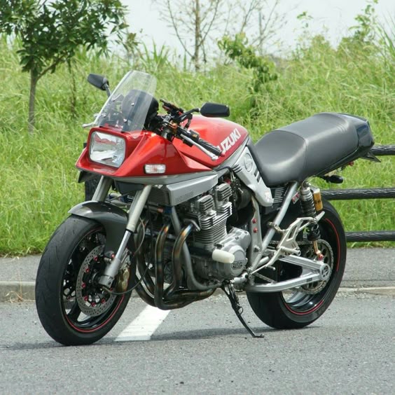 suzuki-katana