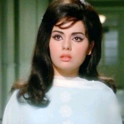 18 Old Bollywood Icons I Bet You Didn\'t Know About (But You Really Should)