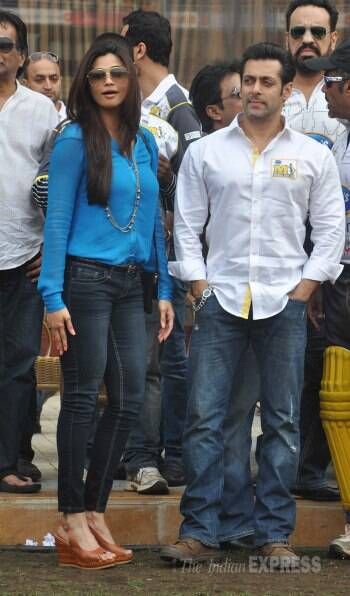 CCL gets underway: Salman, Daisy, Huma, Genelia have fun | Entertainment Gallery News,The Indian Express
