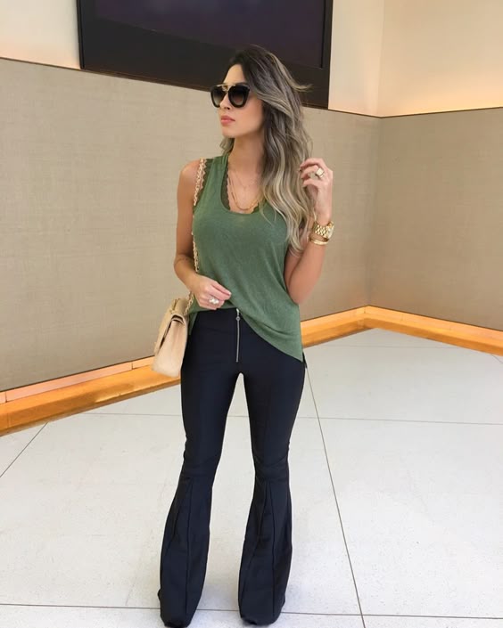 Calça Flare: Conheça vários Looks para se inspirar