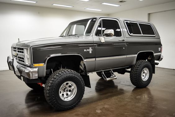 1987 Chevrolet K-5 Blazer | Classic Car Liquidators in Sherman, TX