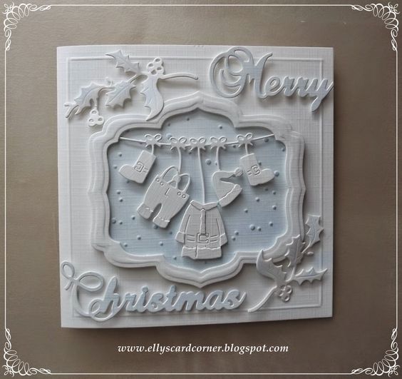 Elly's Card- Corner: Santa's suit http://ellyscardcorner.blogspot.com/2014/10/santas-suit.html Frantic Stamper Santa's Suit, Jolly Holly Sprig, Merry Christmas