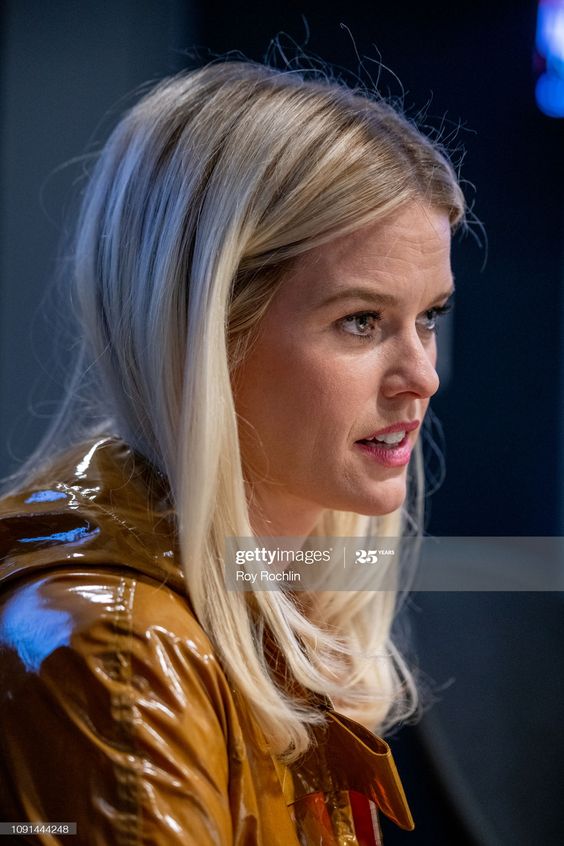 Actress Alice Eve discusses "Replicas" as she visits "Stand UP! with...