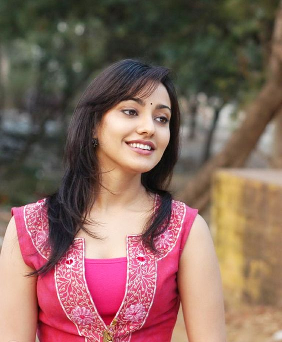 shruti-sharma-hot-pohot