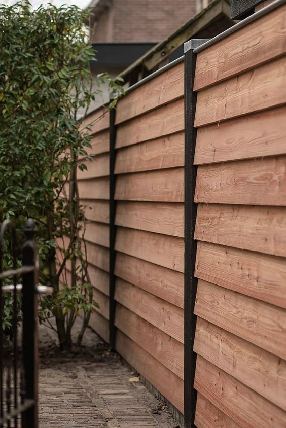 cloture design en bois avec poteaux alu cloture design en bois avec poteaux alu