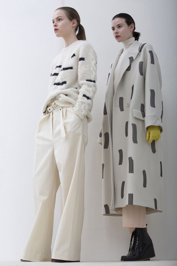 Christian Wijnants>Paris>A/W 2016.17 | Showdetails Collection