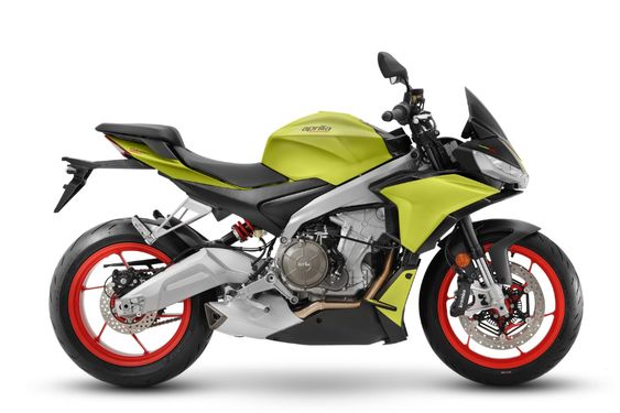 Aprilia launches the 2021 Tuono 660 naked sportbike