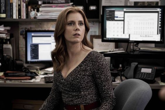 Amy Adams: gillian flynn's sharp objects!