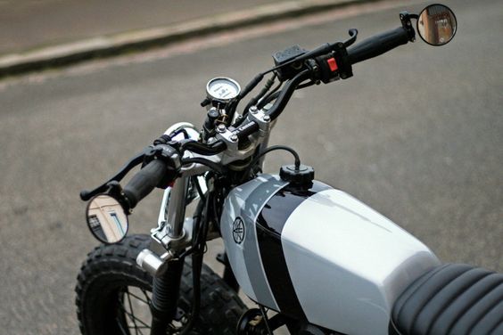 Très cool: Dinamax\'s custom Yamaha TW125