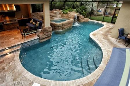 Những vấn đề cân quan tâm khi xây dựng bể bơi gia đình