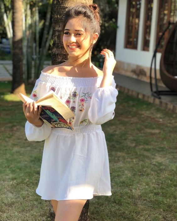 jannat-zubair-s**y-dress-pohoto