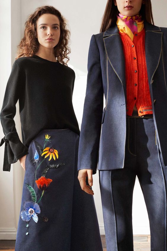 Carolina Herrera Pre-Fall 2018 Fashion Show Collection
