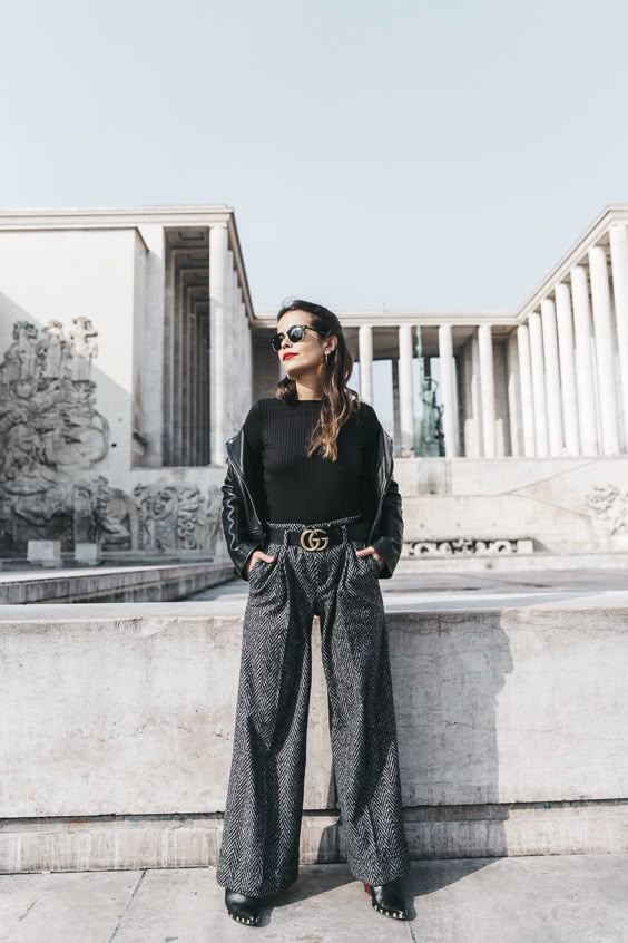 Black_Body-Leather_Jacket-Celine_boots-Gucci_Belt-Wide_Leg_Trousers-Street_Style-9
