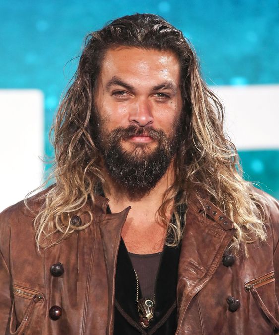 jason momoa man bun