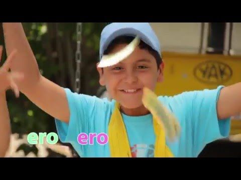 Mi familia - Cantando Aprendo a Hablar - YouTube