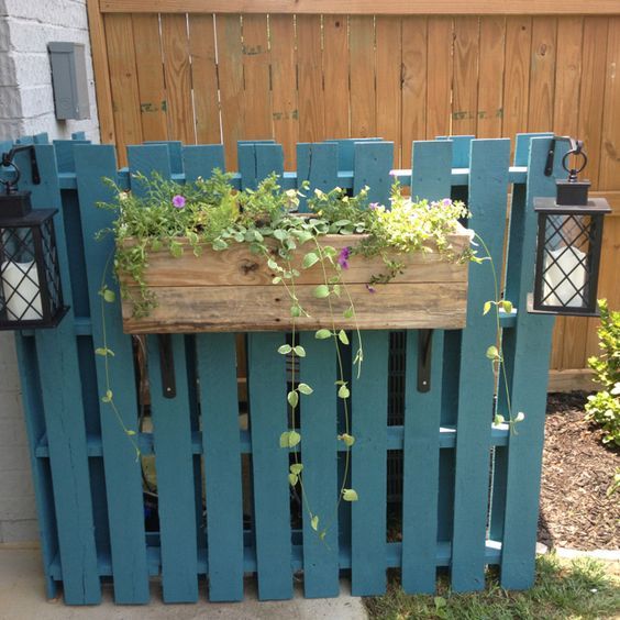 Arredare giardino con pallet - staccionata