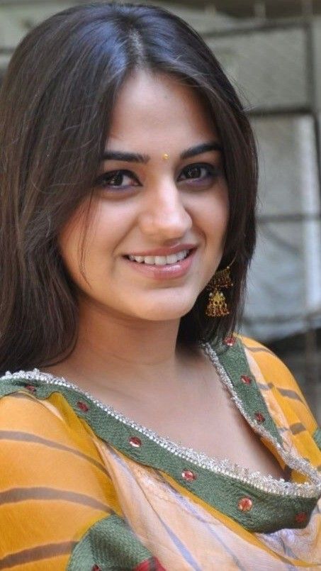 aksha-pardasany