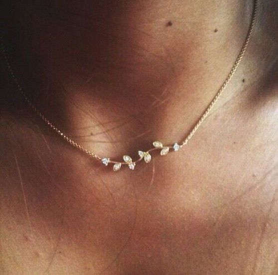سلاسل ذهب ناعمه مكتوب عليها اسماء و حروف Soft Gold Chains With Names And Letters سلاسل ذهب ناعمه Soft Gold Chain Gold Chains Gold Necklace Gold