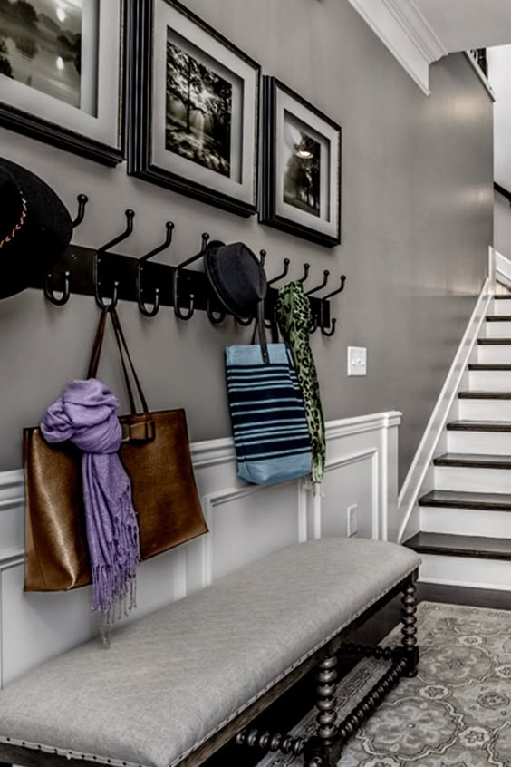 Entryway Ideas Decorations 2013 2014 fa1bb569abfcd6ecb4c85a356b13c6a8.jpg