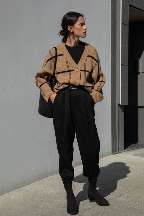 Vintage Vintage Style Fashion Style Outfitoftheday Vintage Vintagestyle Vintagefashion In 2020 Dressy Casual Outfits Black Casual Outfits Formal Casual Outfits