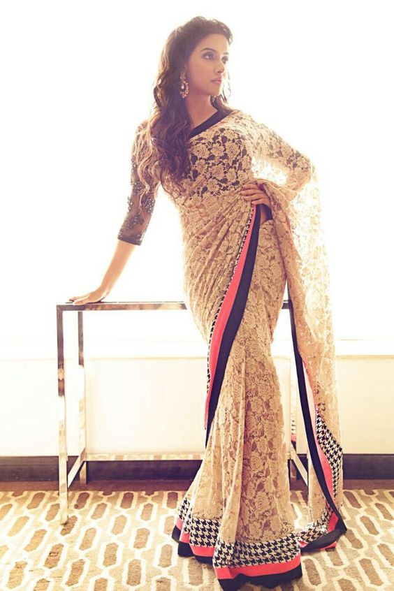 Asin Thottumkal | Saree | White lace