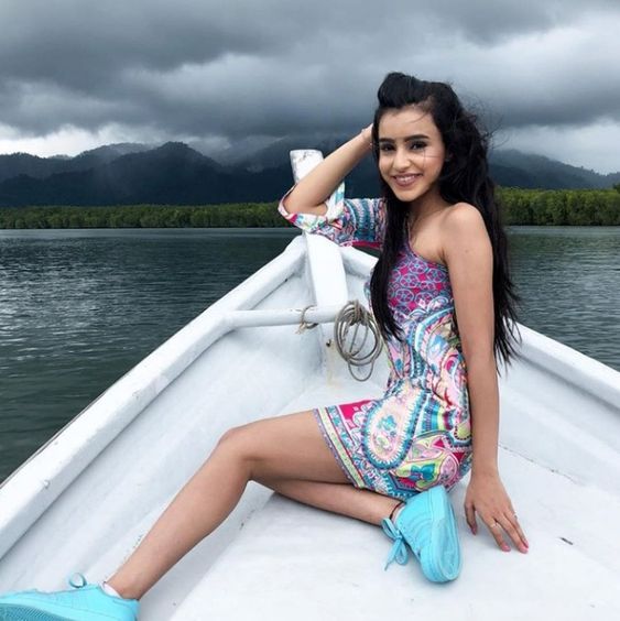 shruti-sharma-hot-pohot