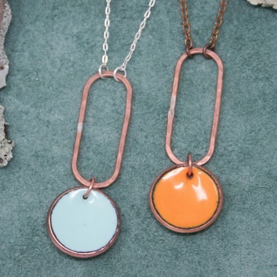Necklace with enameled penny suspended on copper oval on the chain. The chain length is adjustable from 16 to 18"Pendant measures 2"Penny jewelry is a great copper anniversary gift.Many buy my enamel penny jewelry as a "pennies from heaven" gift, to remember a loved one.You can order these with a custom date (between 1940 and 1982) buy adding this custom date upgrade here