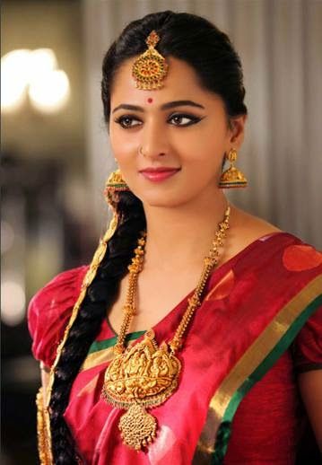 Tollywood Actress Anushka Shetty Best Wallpapers