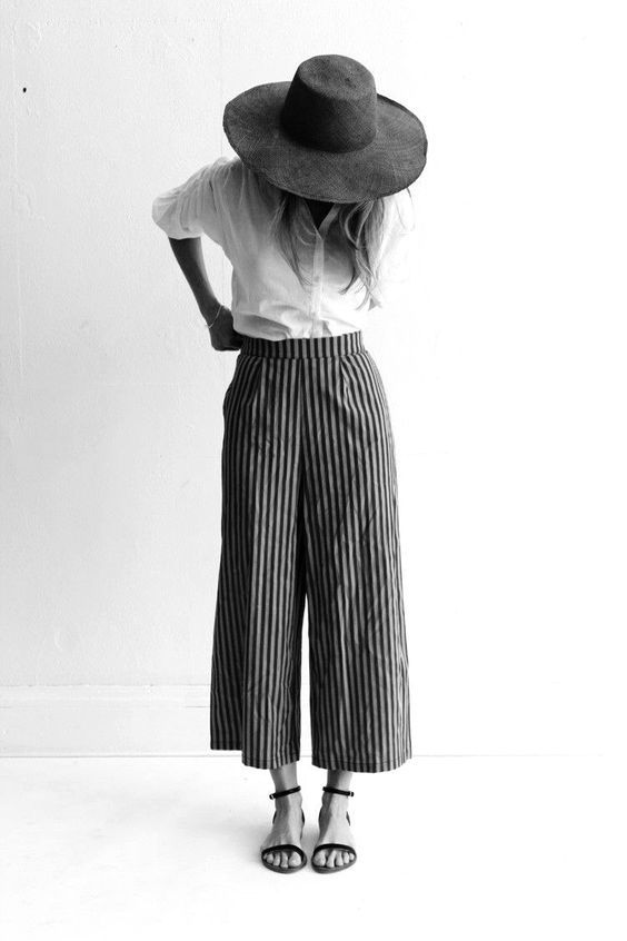 Spring outfit - Perfect white shirt & striped wide pants