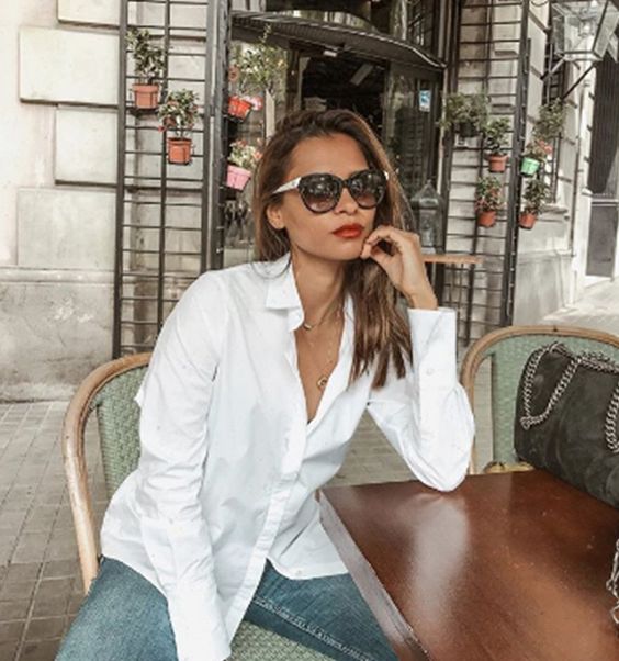 Hereâs Why You Should Never Underestimate The Power Of Jeans And A White Top