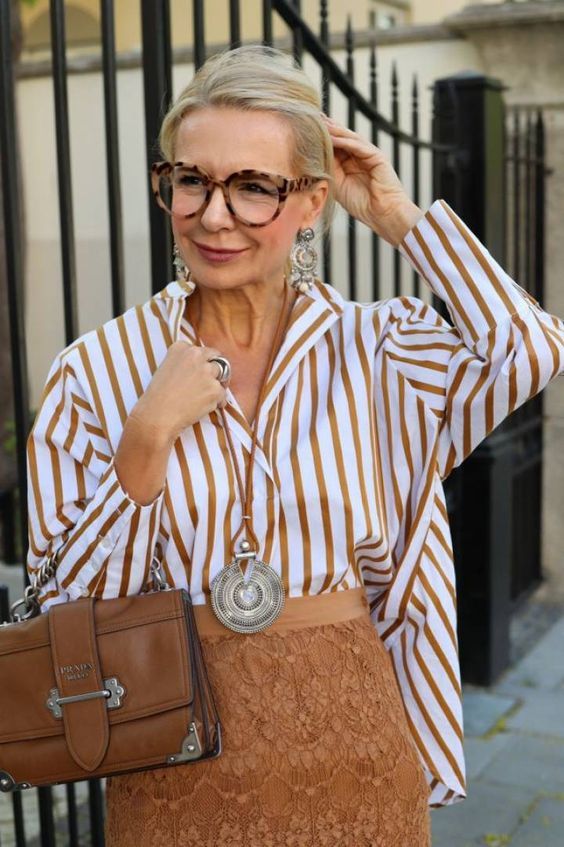 Ein Spitzenrock und viele Stylingideen - Fashion