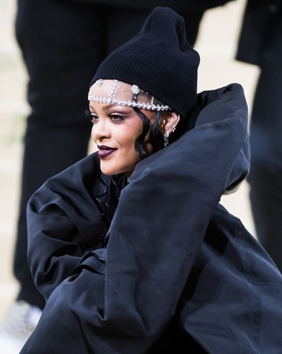 Rihanna HD Photos, Wallpapers, Images Rihanna