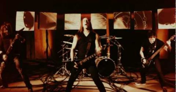 Bullet For My Valentine Your Betrayal Bullet For My Valentine Music Love My Favorite Music
