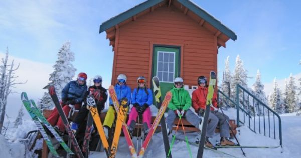 Brian Head Ut This Gorgeous Remodeled 1 Bedroom Loft 2 Bath Condo Has All Of The Comforts Of Home With A Rustic Yet Modern Feel Bedroom Loft Utah Vacation Ski Rental