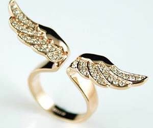 Para Angel Wings Ruby Ring Con Anillo En Forma De Angelito Para Angel Wings Ruby Ring Con Anillo En Forma De Angelito