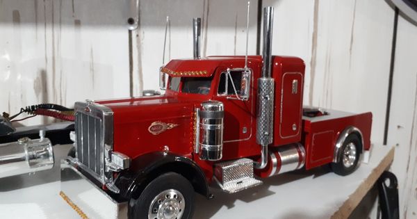 Peterbilt Decor Trucks Cars Peterbilt Trucks Peterbilt Logo Peterbilt 379 Ana Maria Car Lover In 2020 Peterbilt Peterbilt Trucks Peterbilt 379