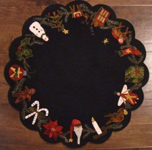 Autumn/'s Glory Table Mat Wool Applique Primitive Gatherings Pattern