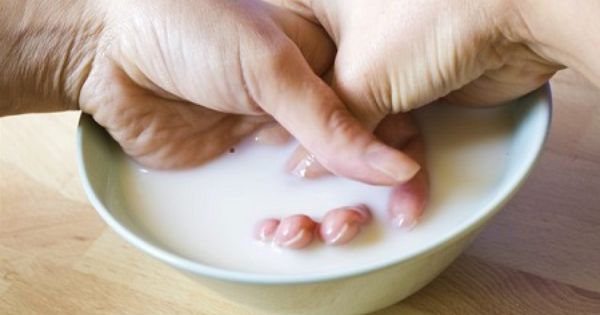 Can You Pop A Burn Blister On Your Hand First Aid For Blisters With Images First Aid Tips 2nd Degree Burns First Aid