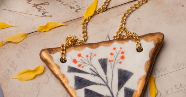 Rifle Paper Co Whimsical Statement Necklace Alice in Wonderland Floral Bib Fabric Wood Pendant