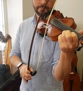 My New Violin By Ellen Van Deelen Violin Cute Wild Animals Learn Violin