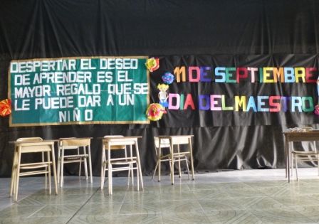 Pin De Edda Cruz En Actividades Pre Escolar Dia De Los Maestros Cartelera Dia Del Maestro Maestros