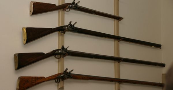 Colonial Williamsburg Gunsmith S Shop With Images Colonial