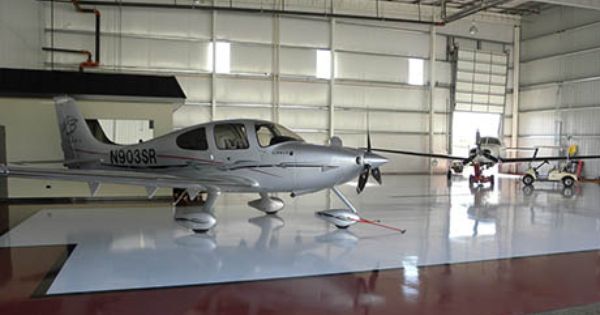 Hp Spartacote Polyaspartic Concrete Floor Coating Systems From Laticrete Floor Coating Concrete Floor Coatings Concrete Floors