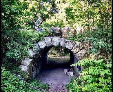 Pin By Connie Mcleod On Landscaping Ideas Traditional Landscape Landscape Design Landscaping With Rocks